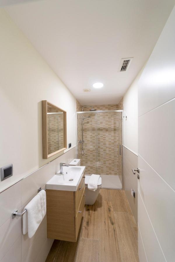 Apartamentos San Lazaro Santiago de Compostela Exteriör bild