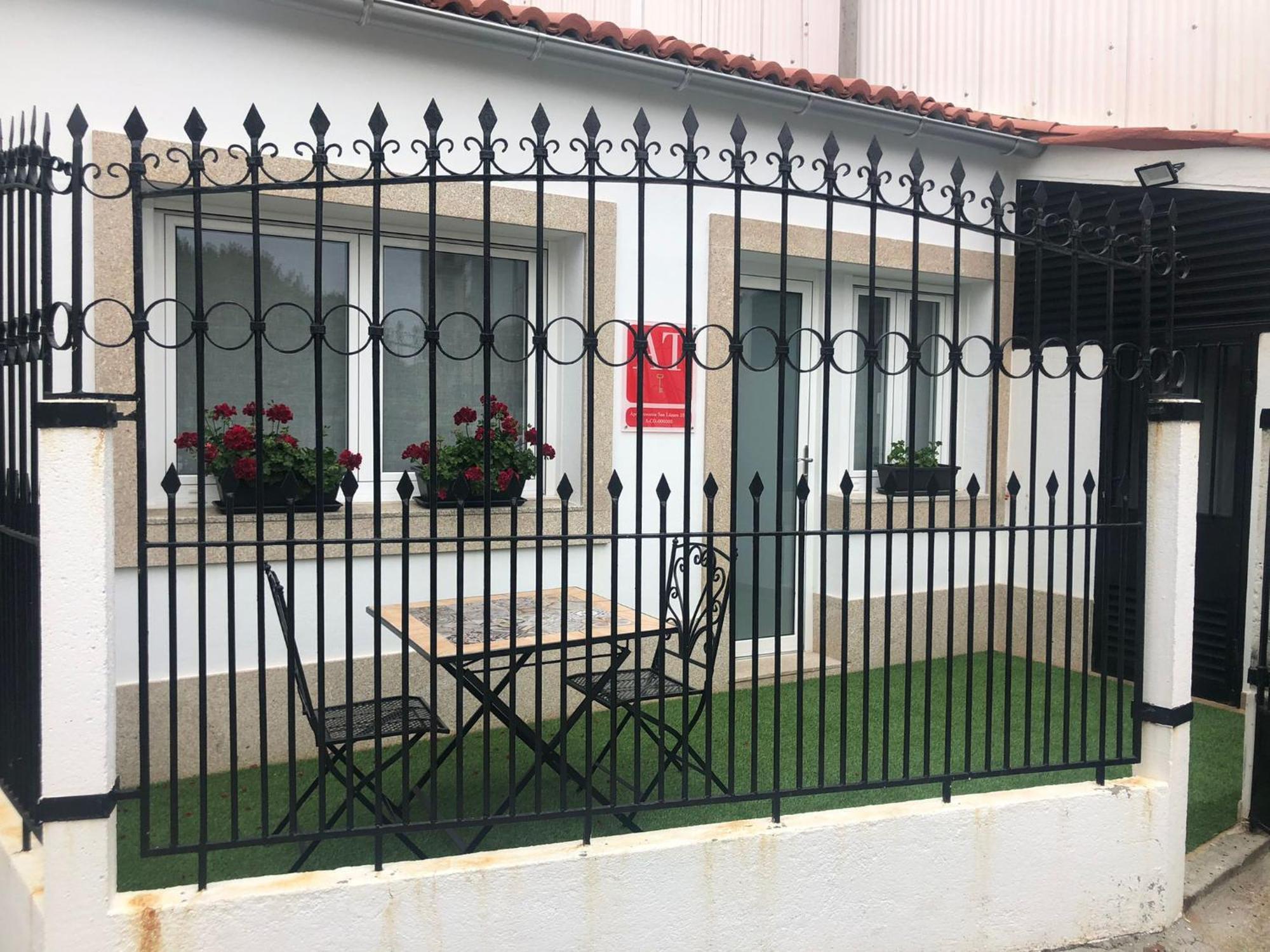 Apartamentos San Lazaro Santiago de Compostela Exteriör bild